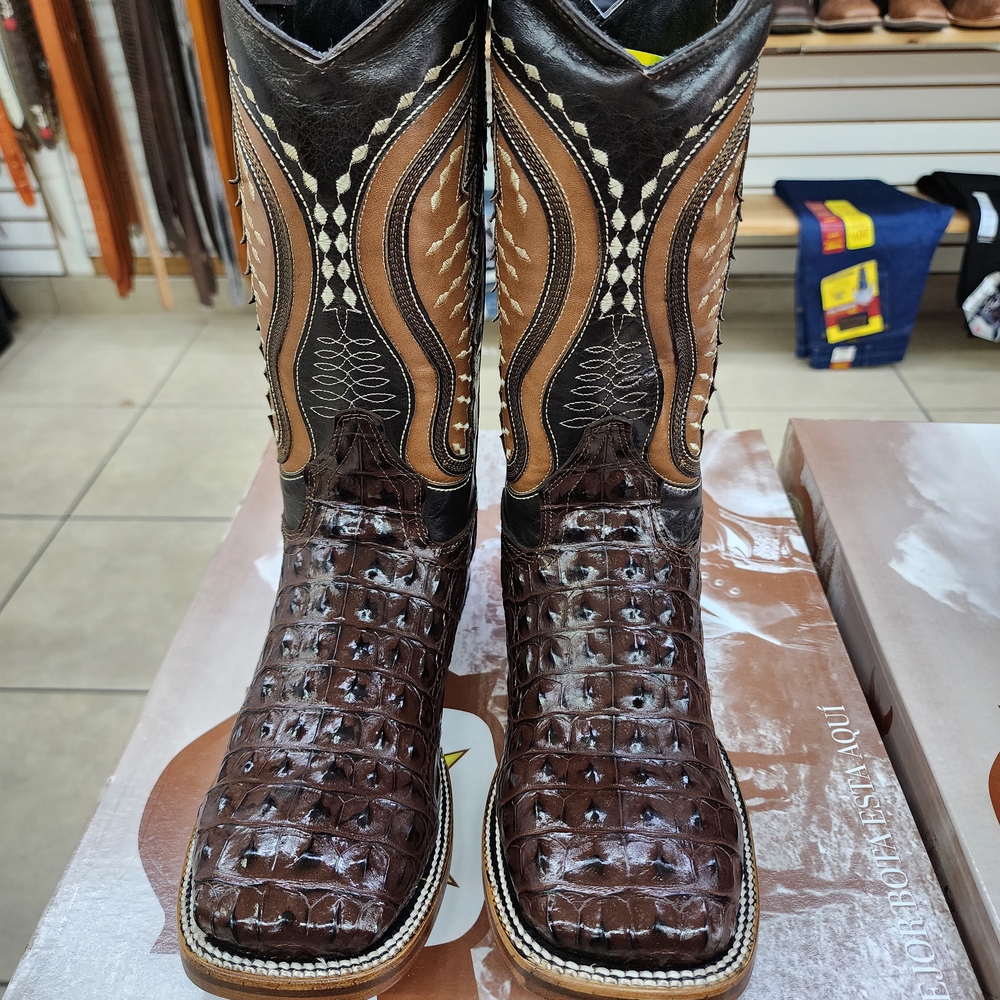 Size 10 Men's Brown Allihator Print Cowboy Boots Handmade Mexico